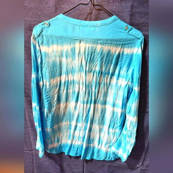 Calvin Klein tie die v-neck top size small - Picture 2 of 3